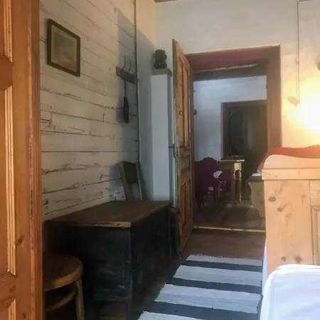 Alma-fa-haz Vendeghaz Apartmán