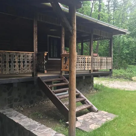 Alma-fa-haz Vendeghaz Apartmán *